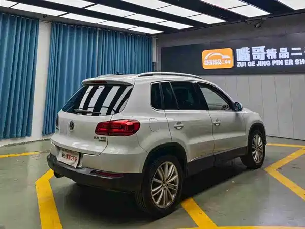 Volkswagen Tiguan 2015