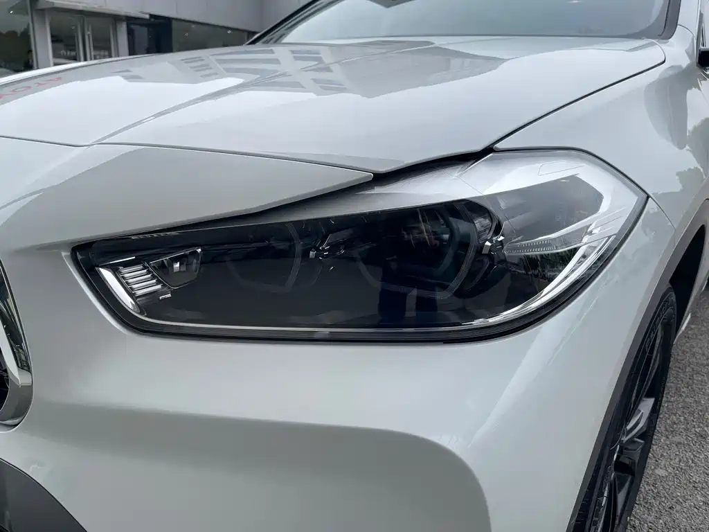 BMW X2 2023 — фото 15
