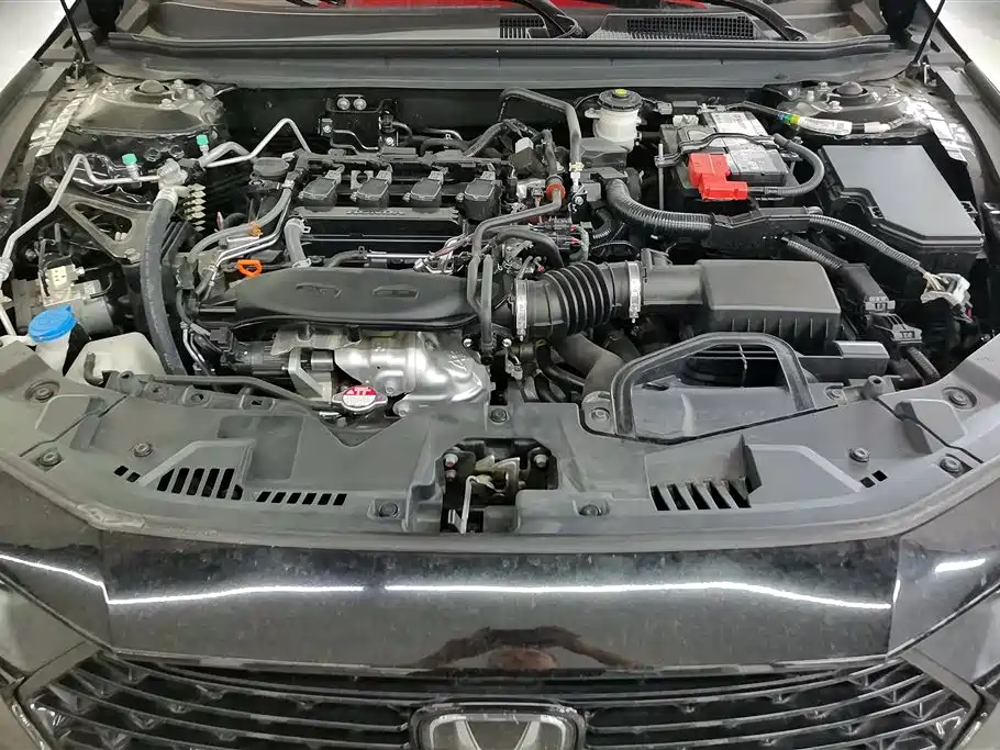 Honda Accord 2023 — фото 10