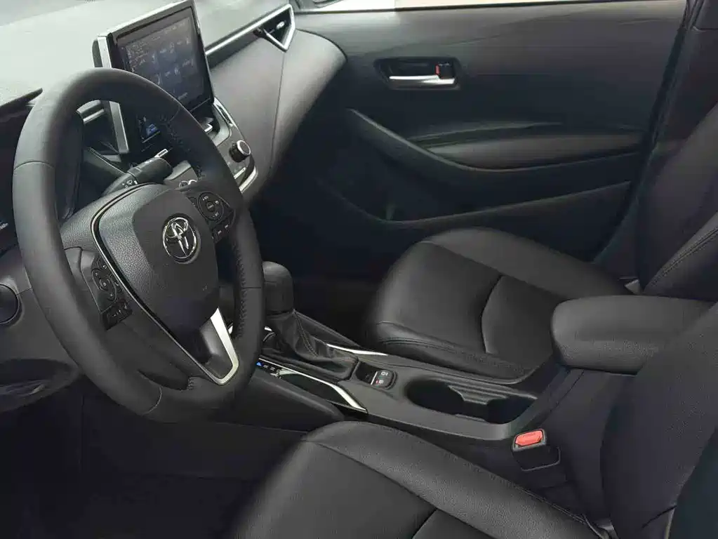 Toyota Corolla 2022 — фото 16
