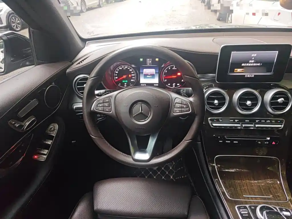 Mercedes-Benz GLC 2018