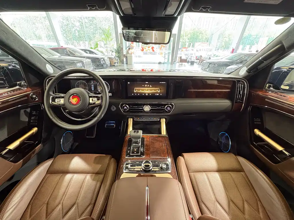 Hongqi Golden Sunflower Guoyao 2022 — фото 17