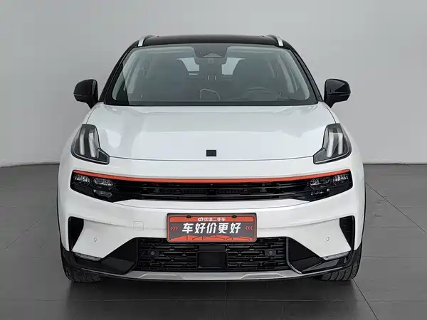 Lynk & Co 06 2022