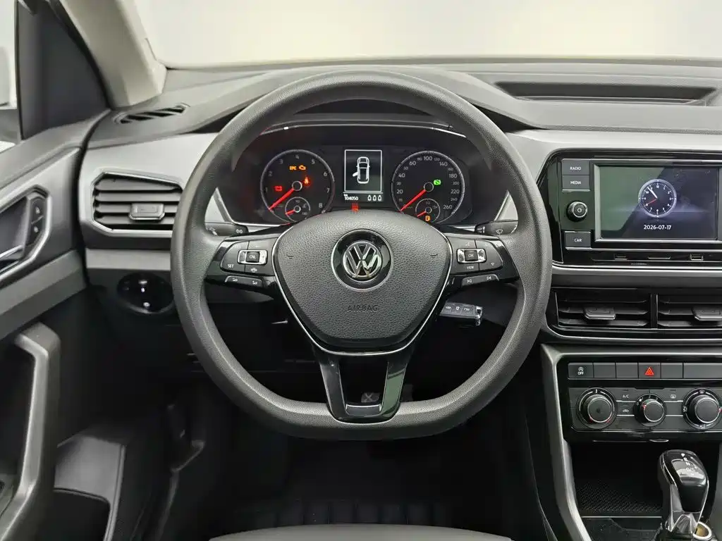 Volkswagen T-Cross 2020 — фото 11