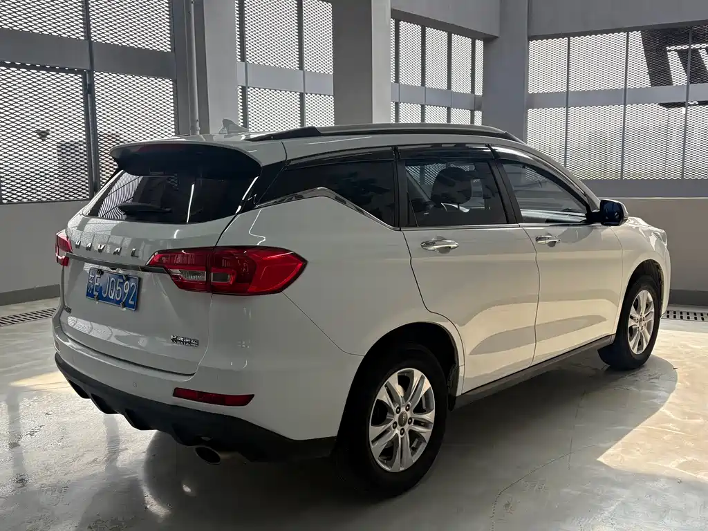 Haval M6 2018 — фото 9