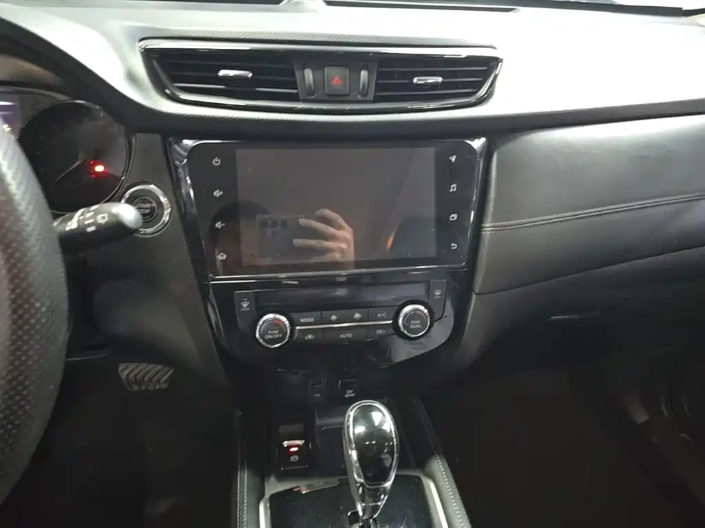 Nissan X-Trail 2020 — фото 13