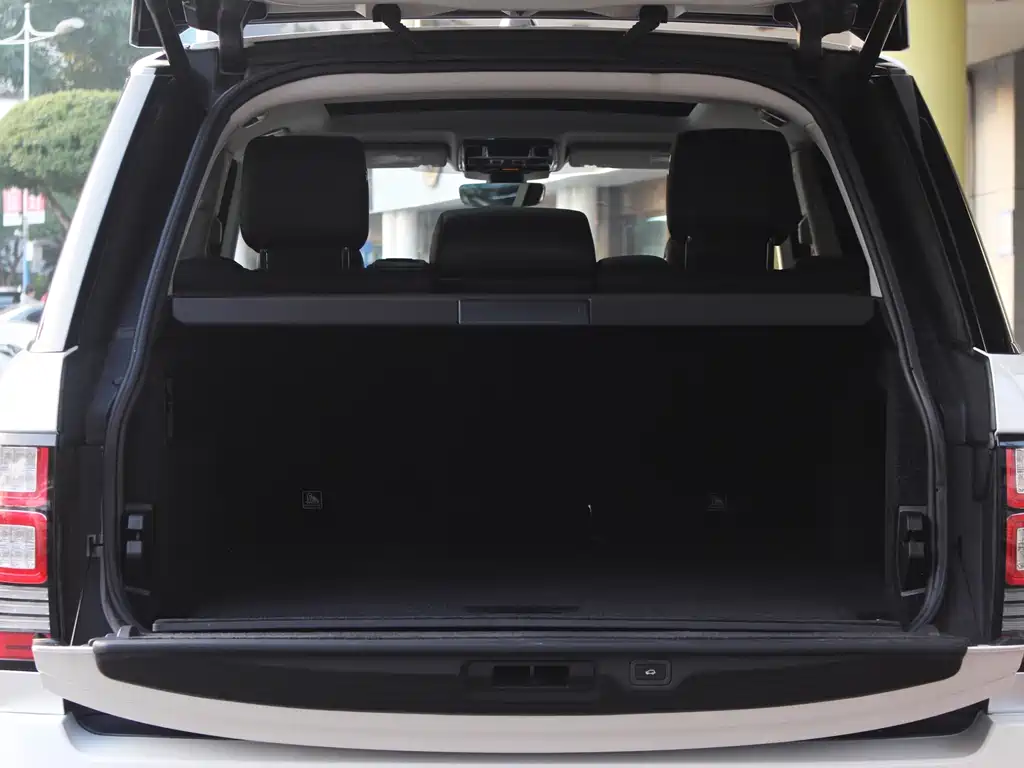 Land Rover Range Rover 2018 — фото 14