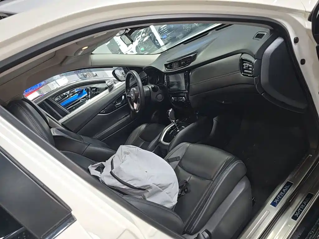 Nissan X-Trail 2020 — фото 25
