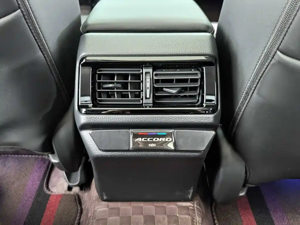 Honda Accord New Energy 2024 — фото 17