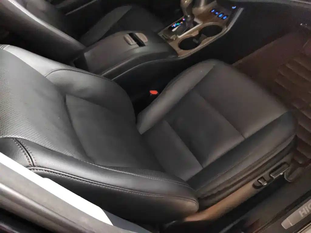 Toyota Highlander 2016 — фото 19