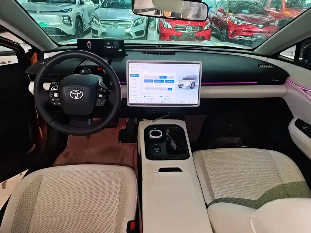 Toyota bZ5 2025