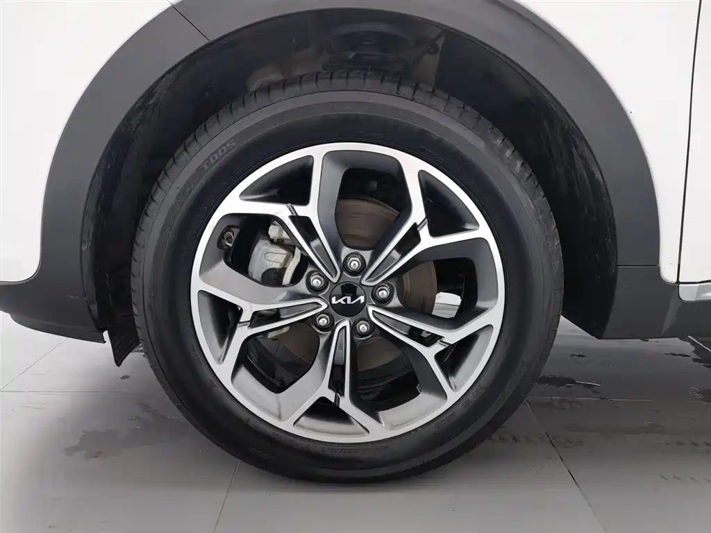 Kia KX5 2023 — фото 17