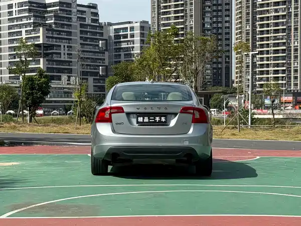 Volvo S60 2012