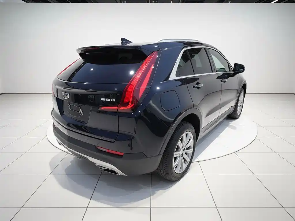 Cadillac XT4 2020 — фото 7