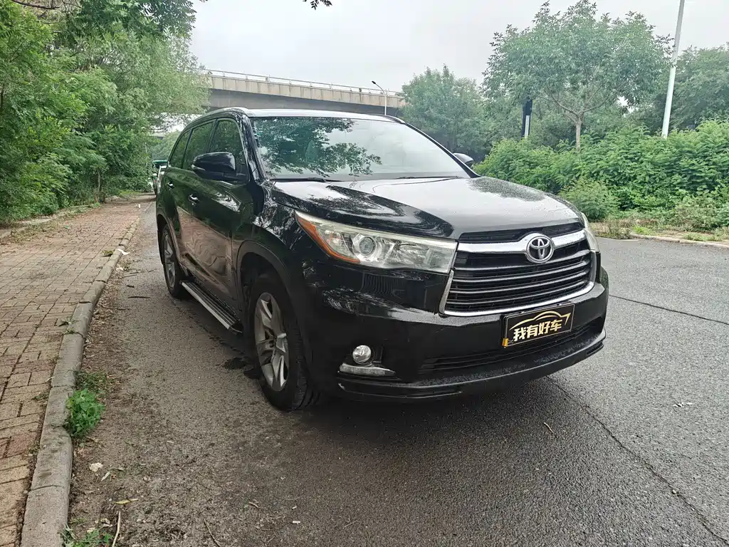 Toyota Highlander 2015 — фото 3