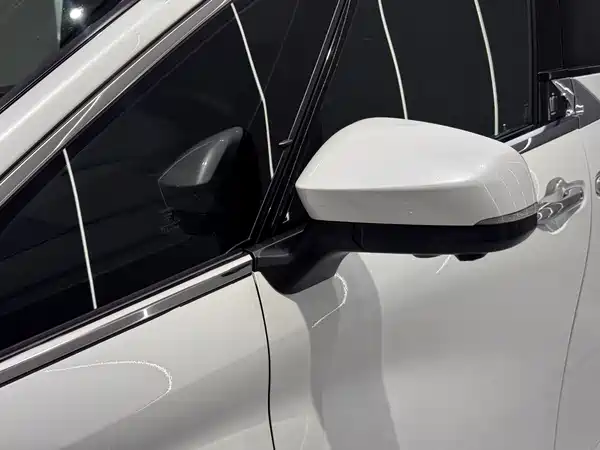 Toyota Vellfire 2024