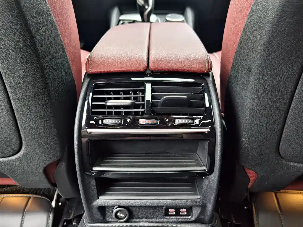 BMW 5 Series 2023 — фото 8