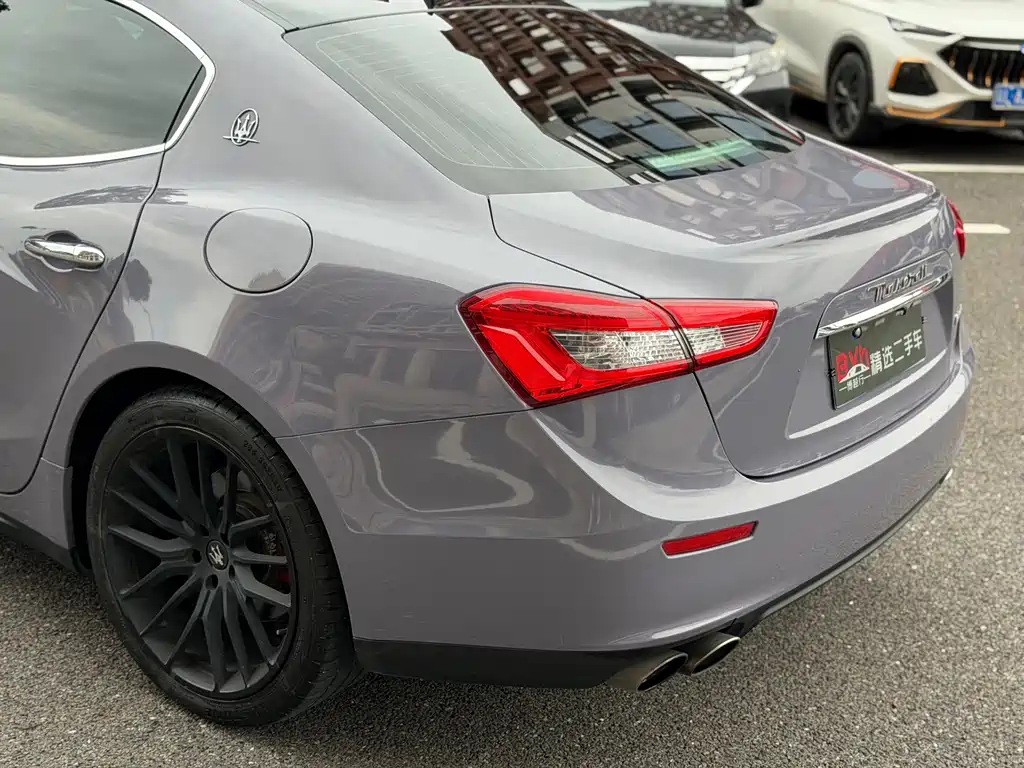 Maserati Ghibli 2017 — фото 4