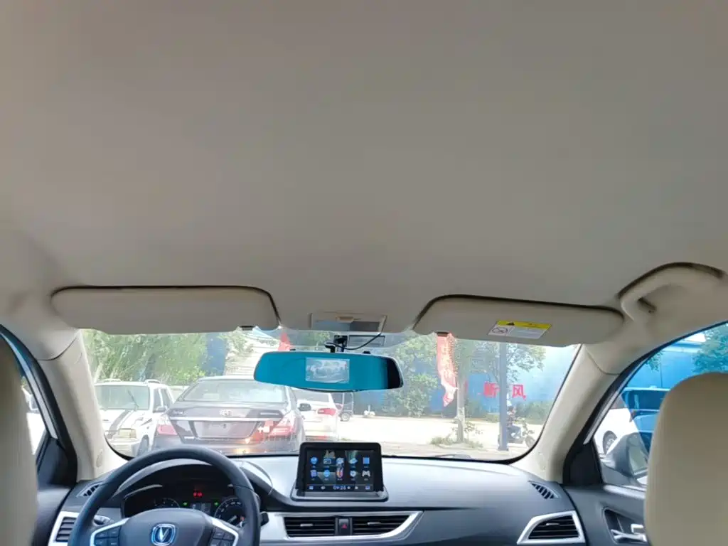 Changan Yuexiang V7 2017 — фото 18