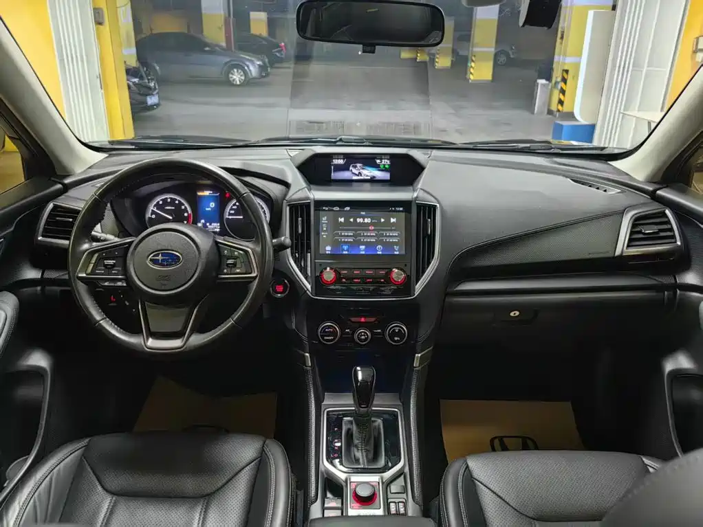 Subaru Forester 2020 — фото 12