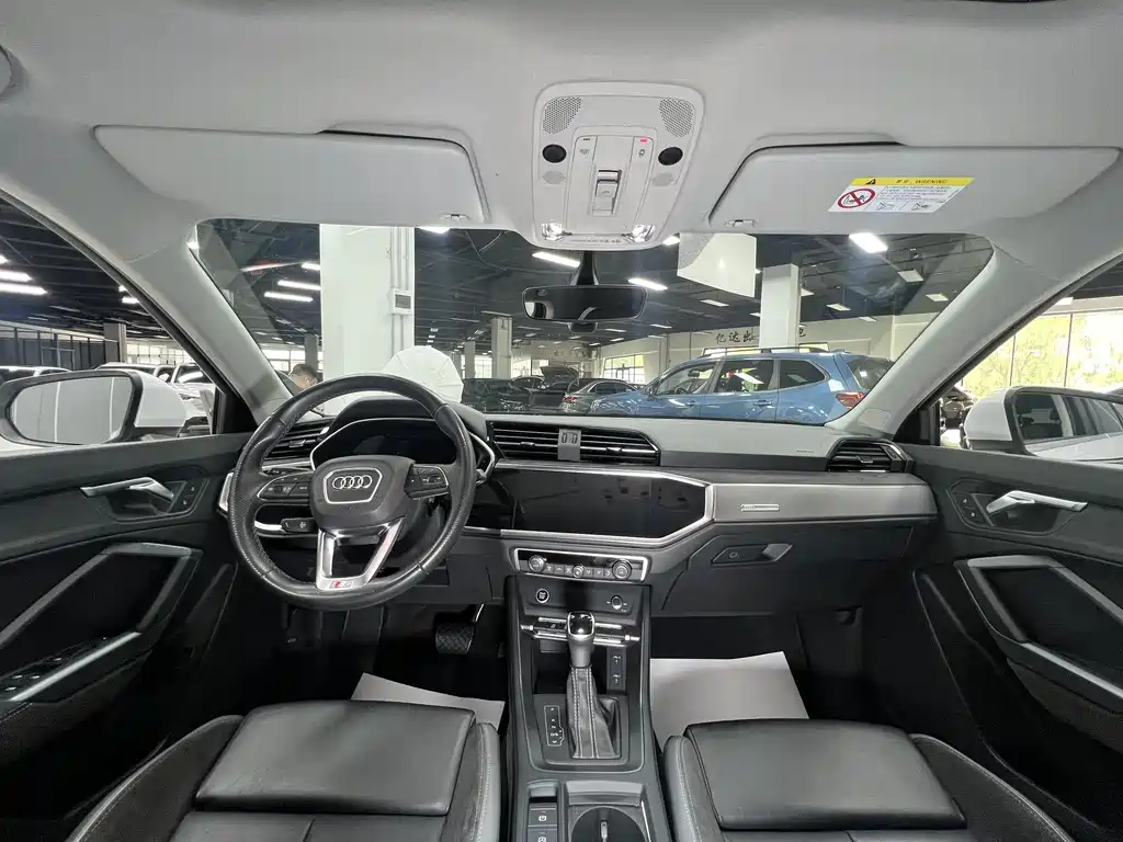 Audi Q3 Sportback 2022 — фото 16