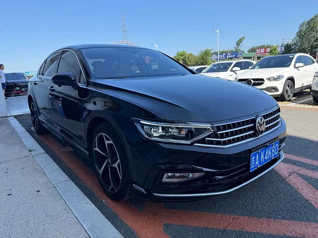 Volkswagen Magotan 2026