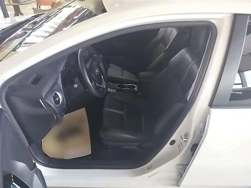 Toyota Levin 2018 — фото 12