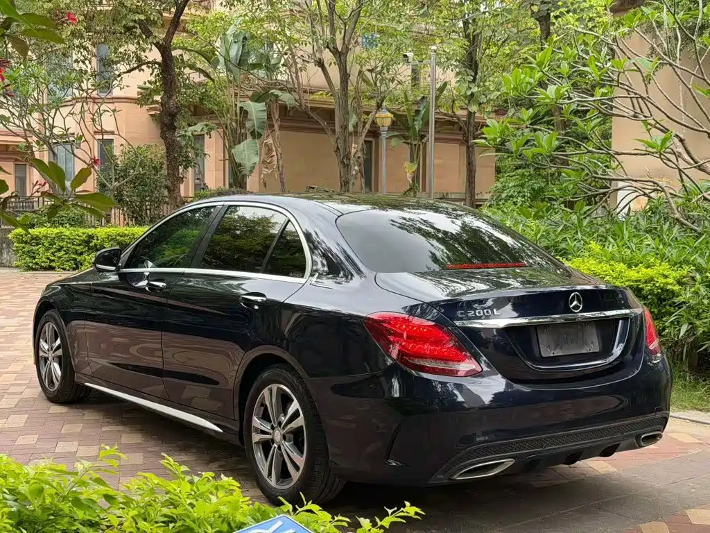 Mercedes-Benz C-Class 2017