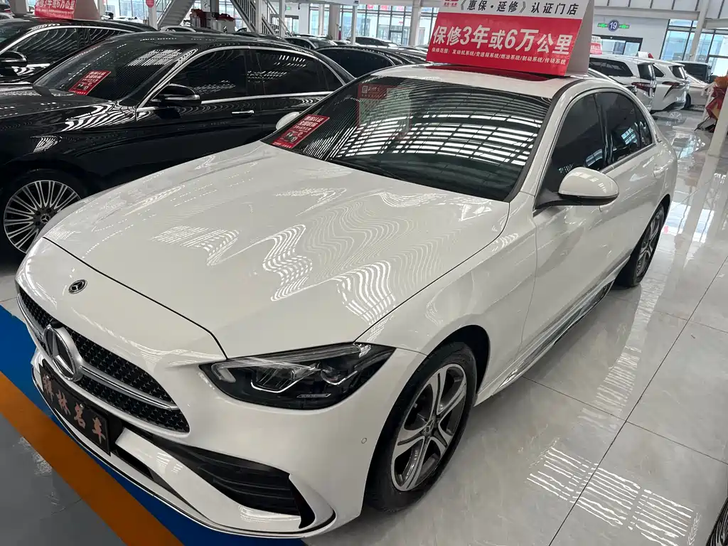 Mercedes-Benz C-Class 2022