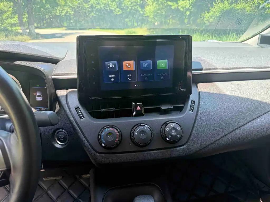 Toyota Corolla 2022 — фото 11