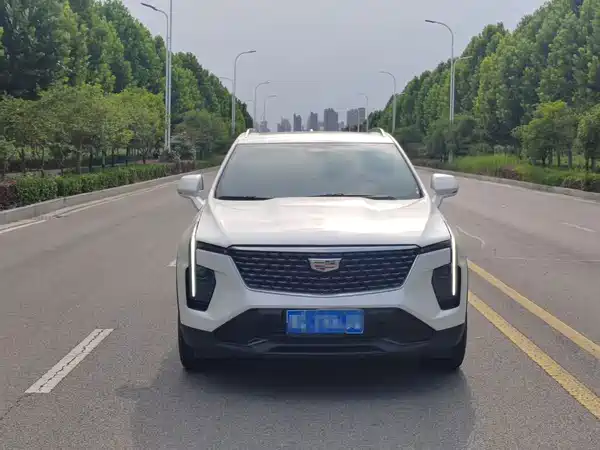 Cadillac XT4 2024