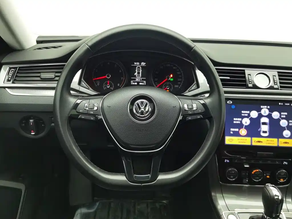 Volkswagen Passat 2019 — фото 11