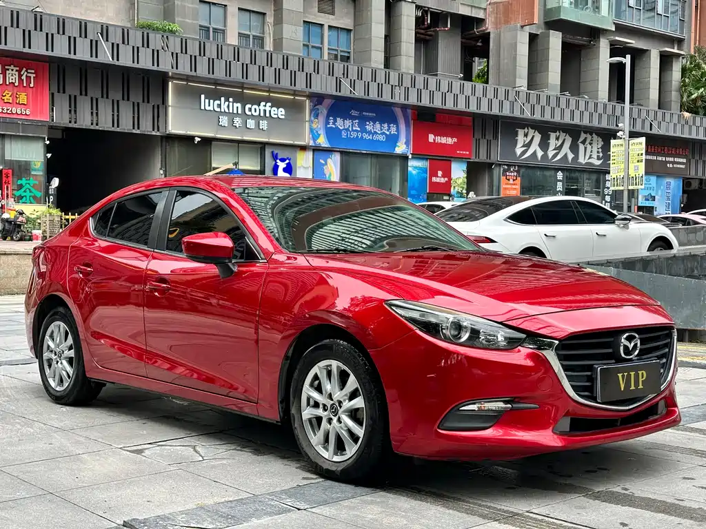 Mazda 3 Axela 2017 — фото 3