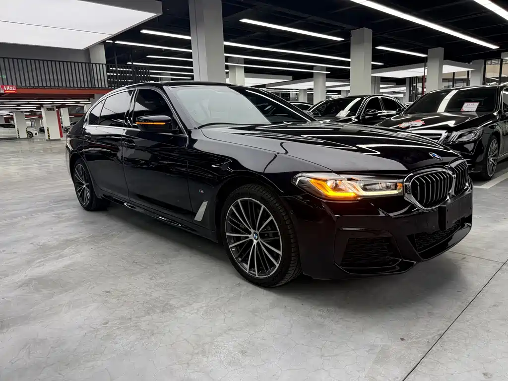 BMW 5 Series 2023