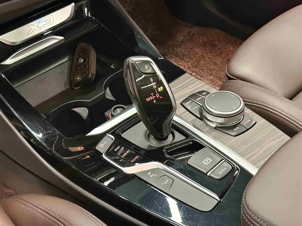 BMW X3 2019 — фото 19