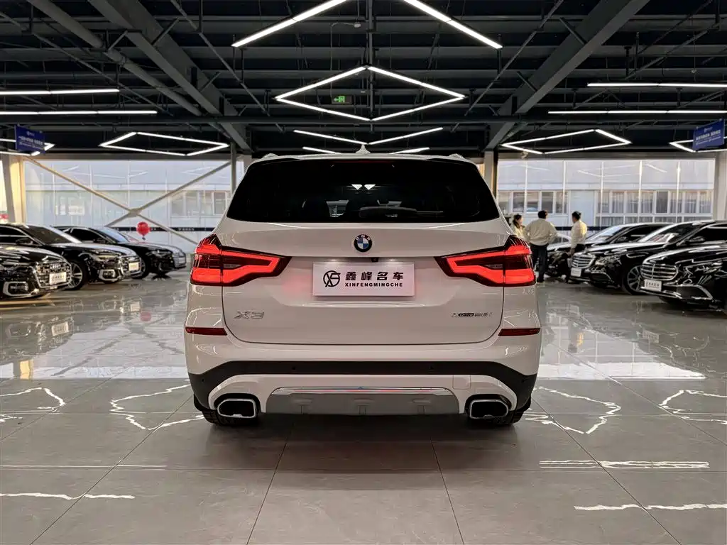 BMW X3 2019 — фото 24