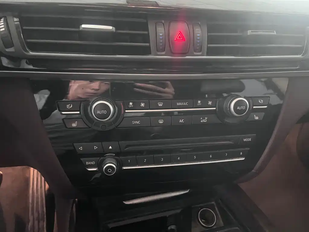 BMW X5 2018 — фото 11