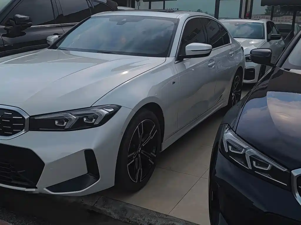 BMW 3 Series 2024