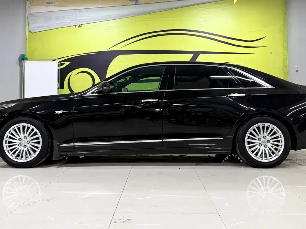 Cadillac CT6 2023 — фото 4