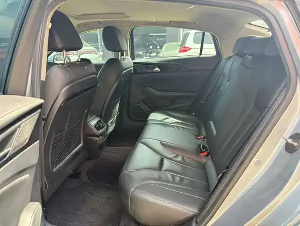 Hongqi H5 2020