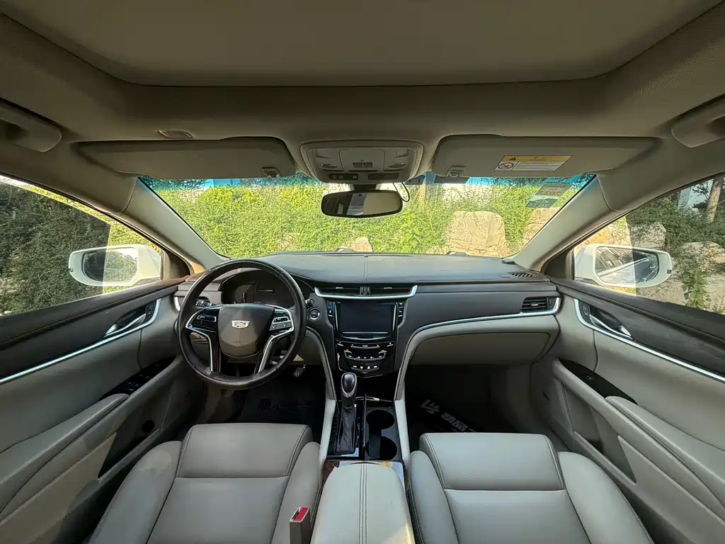 Cadillac XTS 2017 — фото 13
