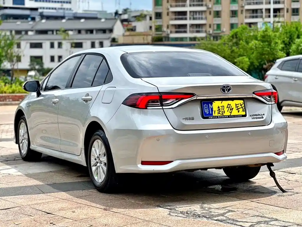 Toyota Corolla 2021 — фото 5