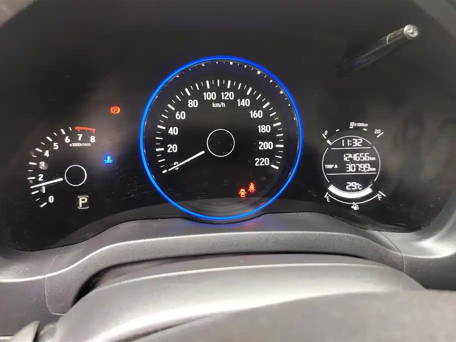 Honda Vezel 2016 — фото 14