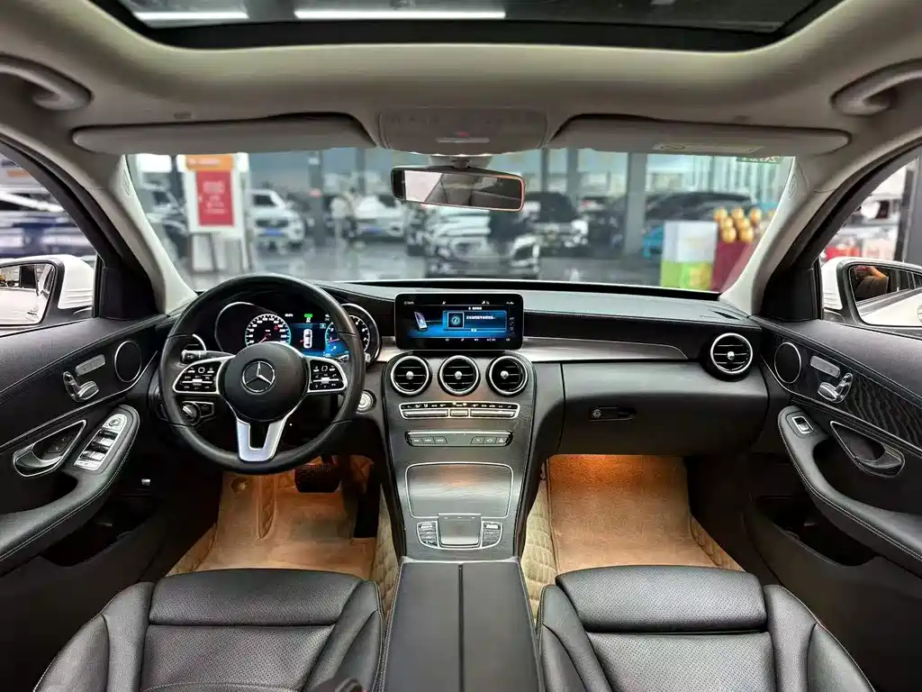 Mercedes-Benz C-Class 2019 — фото 5