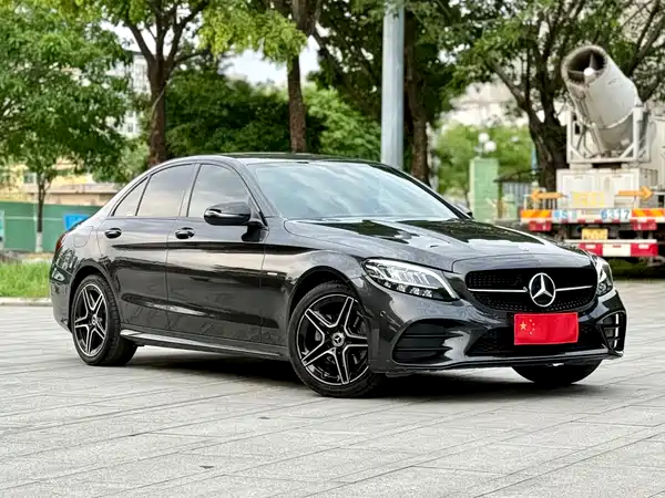 Mercedes-Benz C-Class 2021