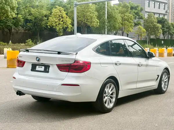 BMW 3 Series GT 2017