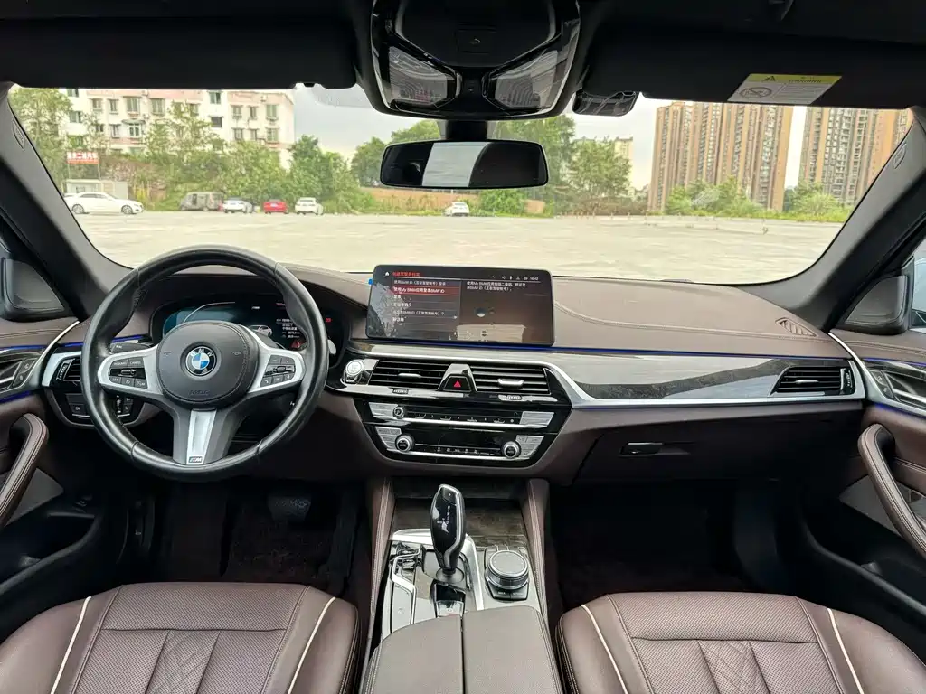BMW 5 Series 2022