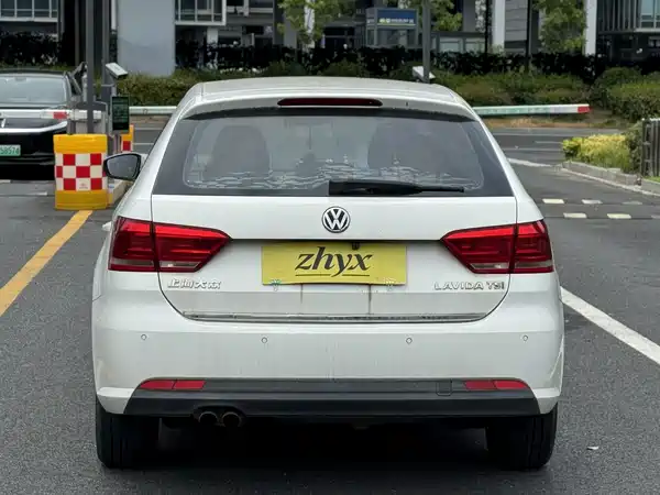 Volkswagen Gran Lavida 2015