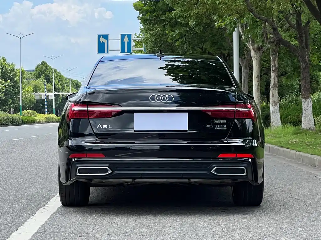 Audi A6L 2021