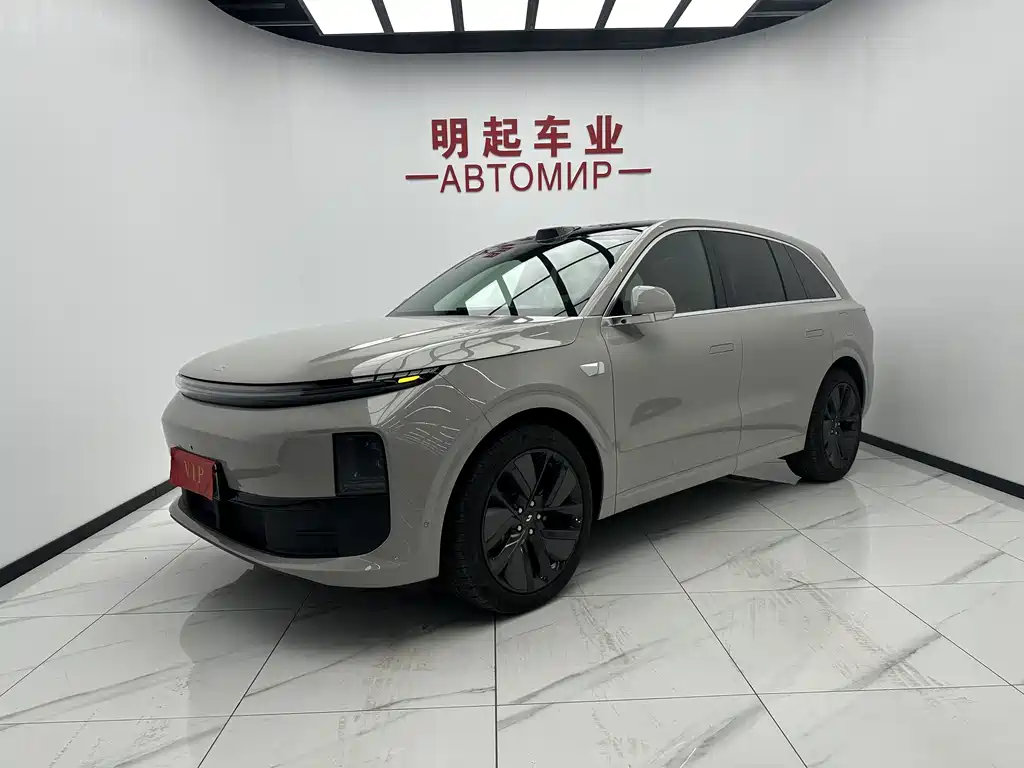 Li Auto Li L6 2025